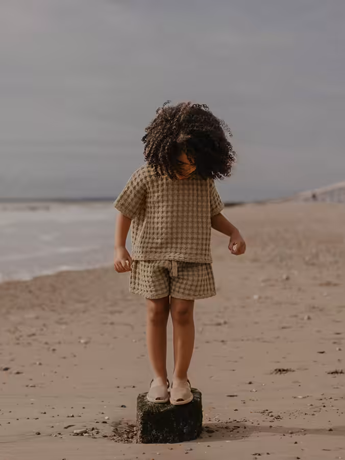The Bay Short, Farbe Sand von The Simple Folk – Bild 2