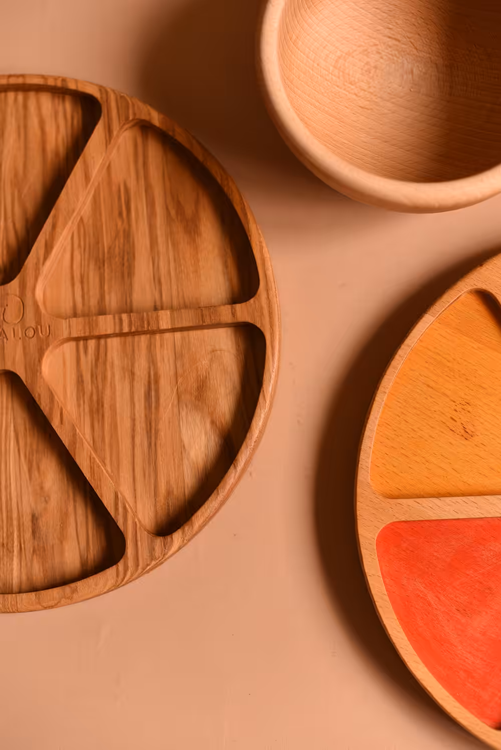 Bac de tri en bois naturel selon Montessori