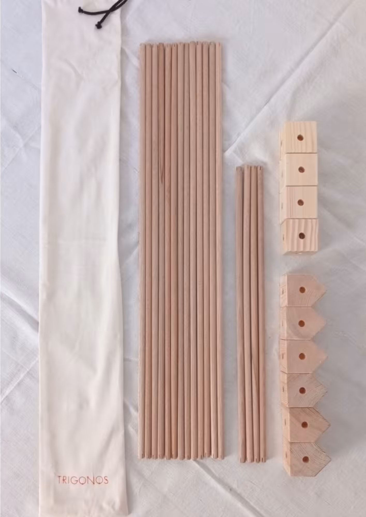 Jeu de construction en bois pour enfants par Trigonos