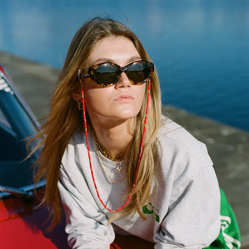 Lady en Red – Cordon à lunettes par Coco Bonito