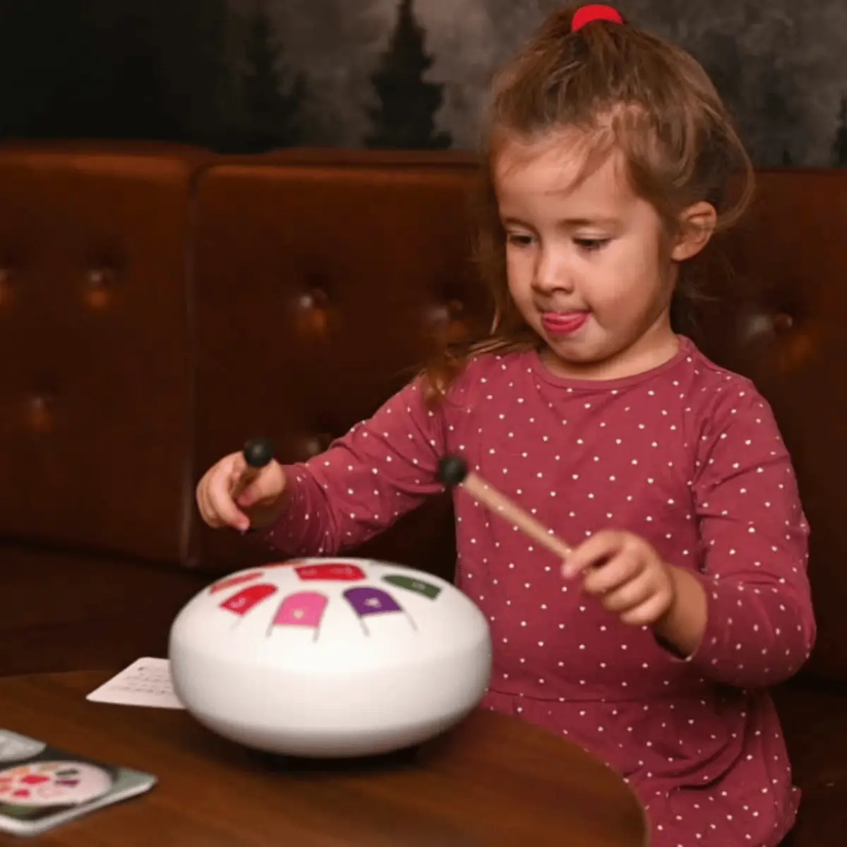 Tambour à languettes en acier « Rainbow Drum » par MusikGlück