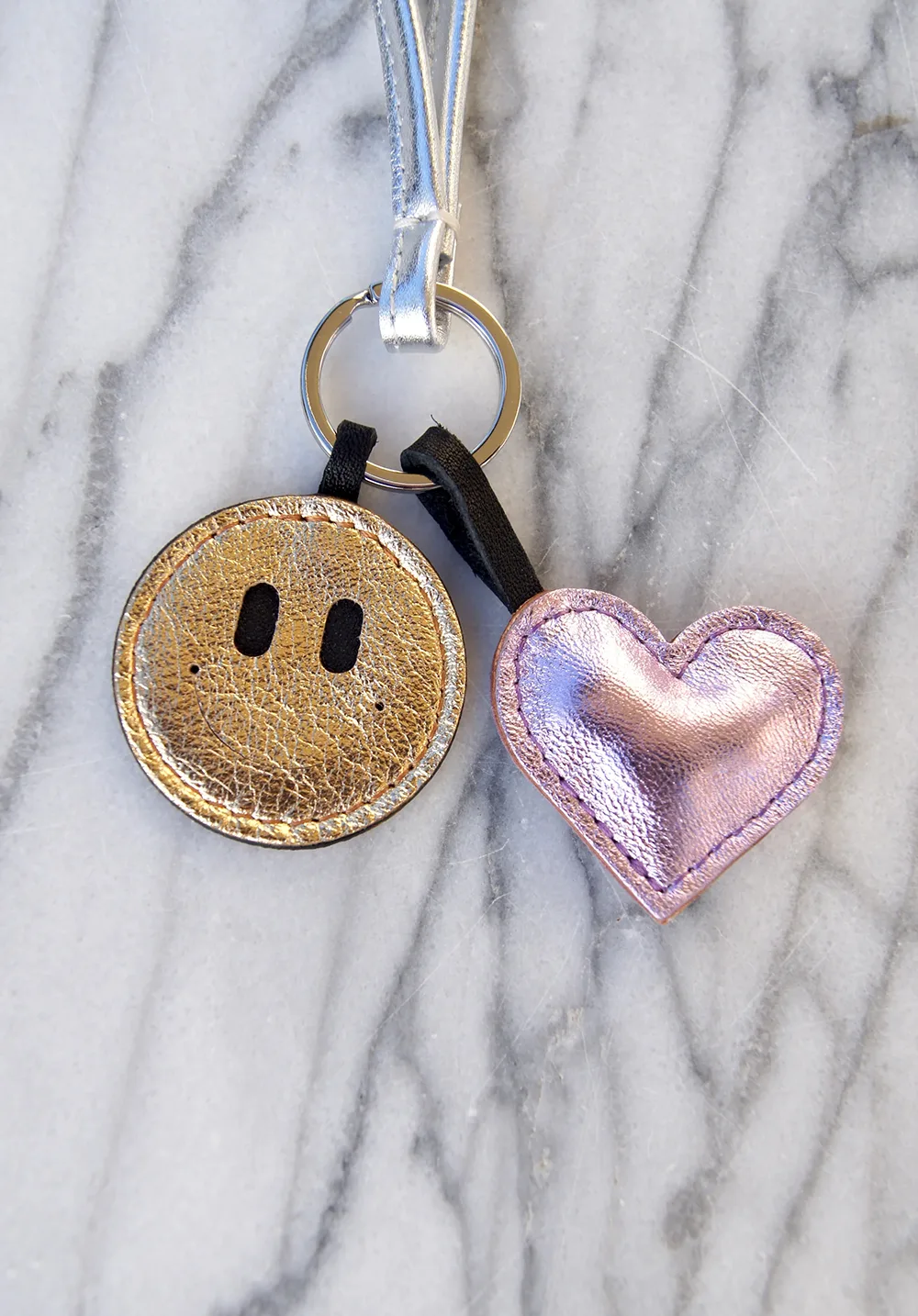 Silver Sparkling Pendants von Petit Mai