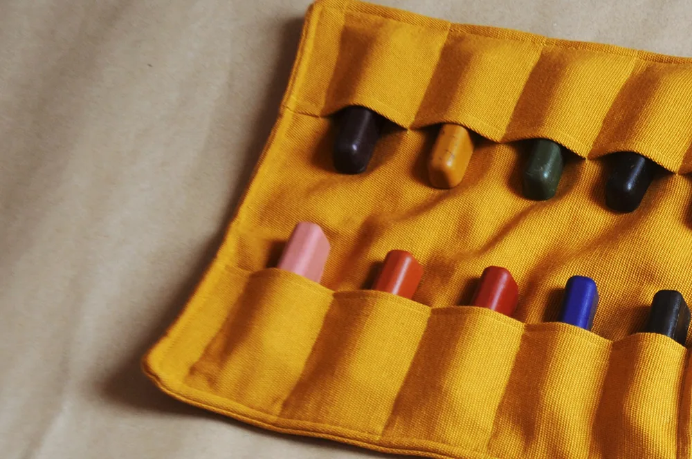 Beeswax.Grayons.Smilogy
