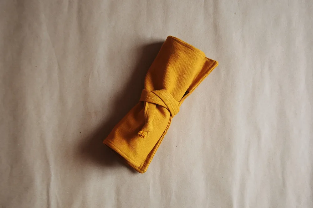 Beeswax.Grayons.Smilogy
