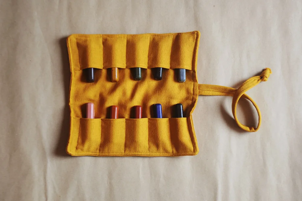 Beeswax.Grayons.Smilogy