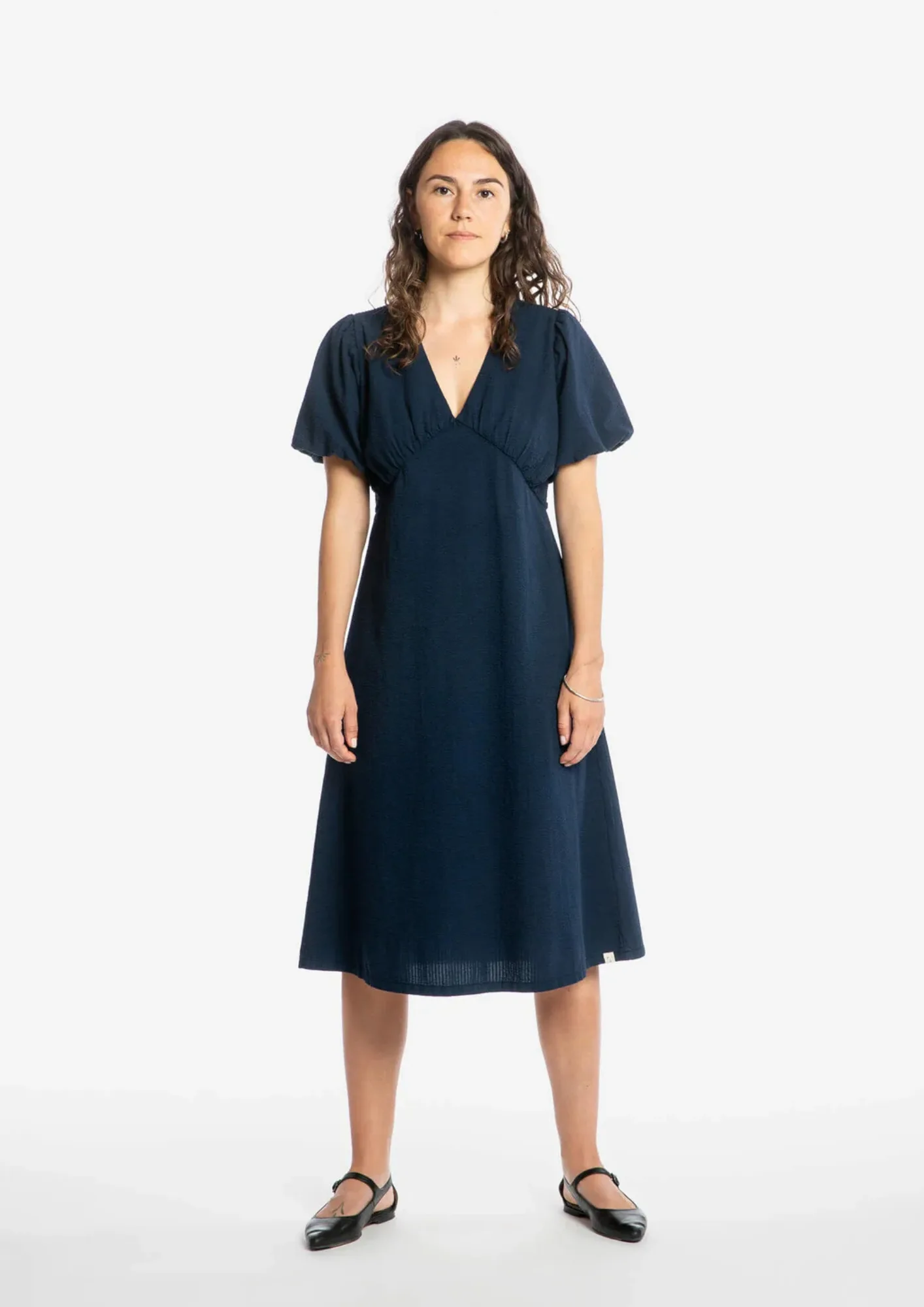 Robe col en V couleur Navy par Matona