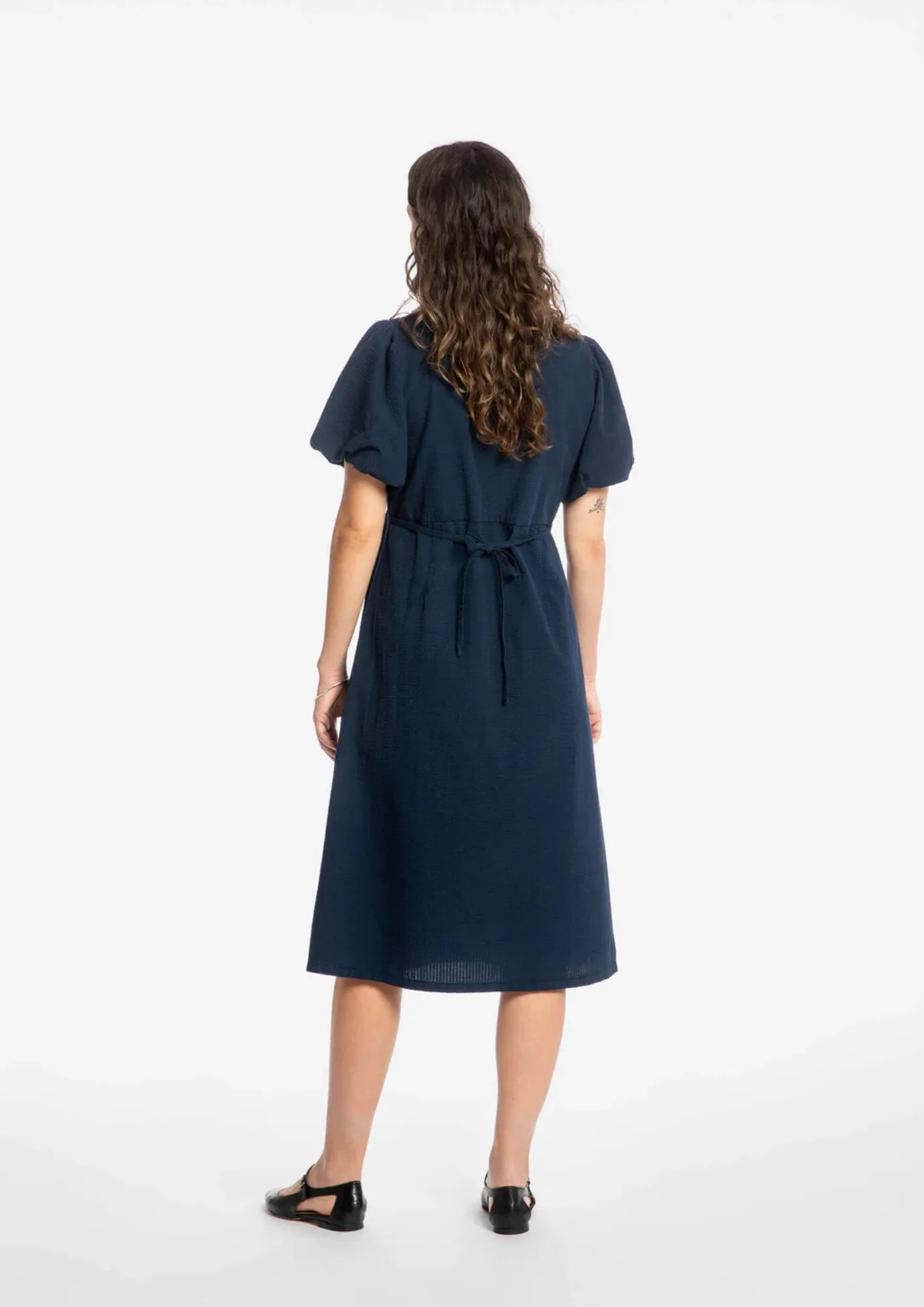 Robe col en V couleur Navy par Matona