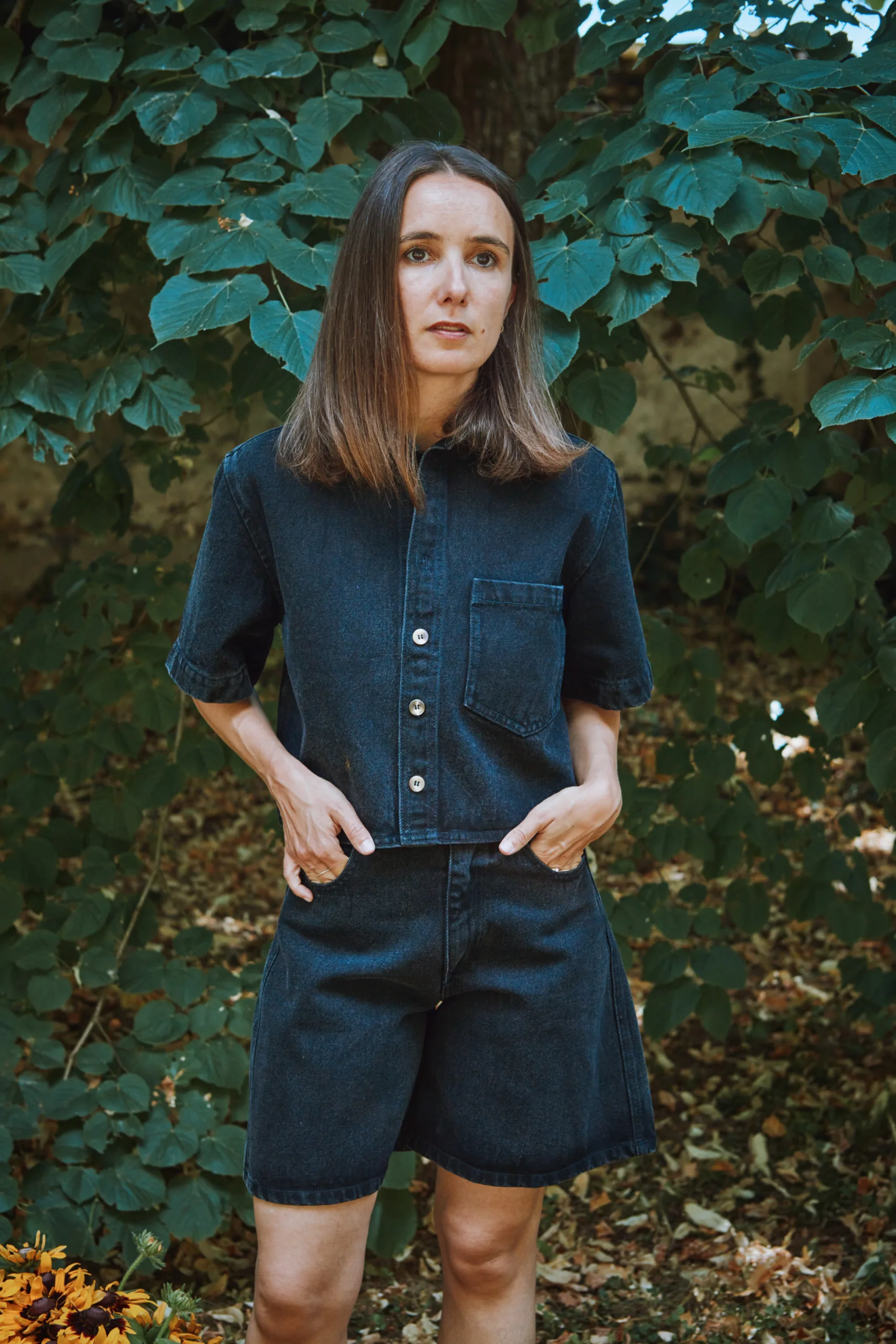 Chemise CARVI in Denim Noir von poudreorganic
