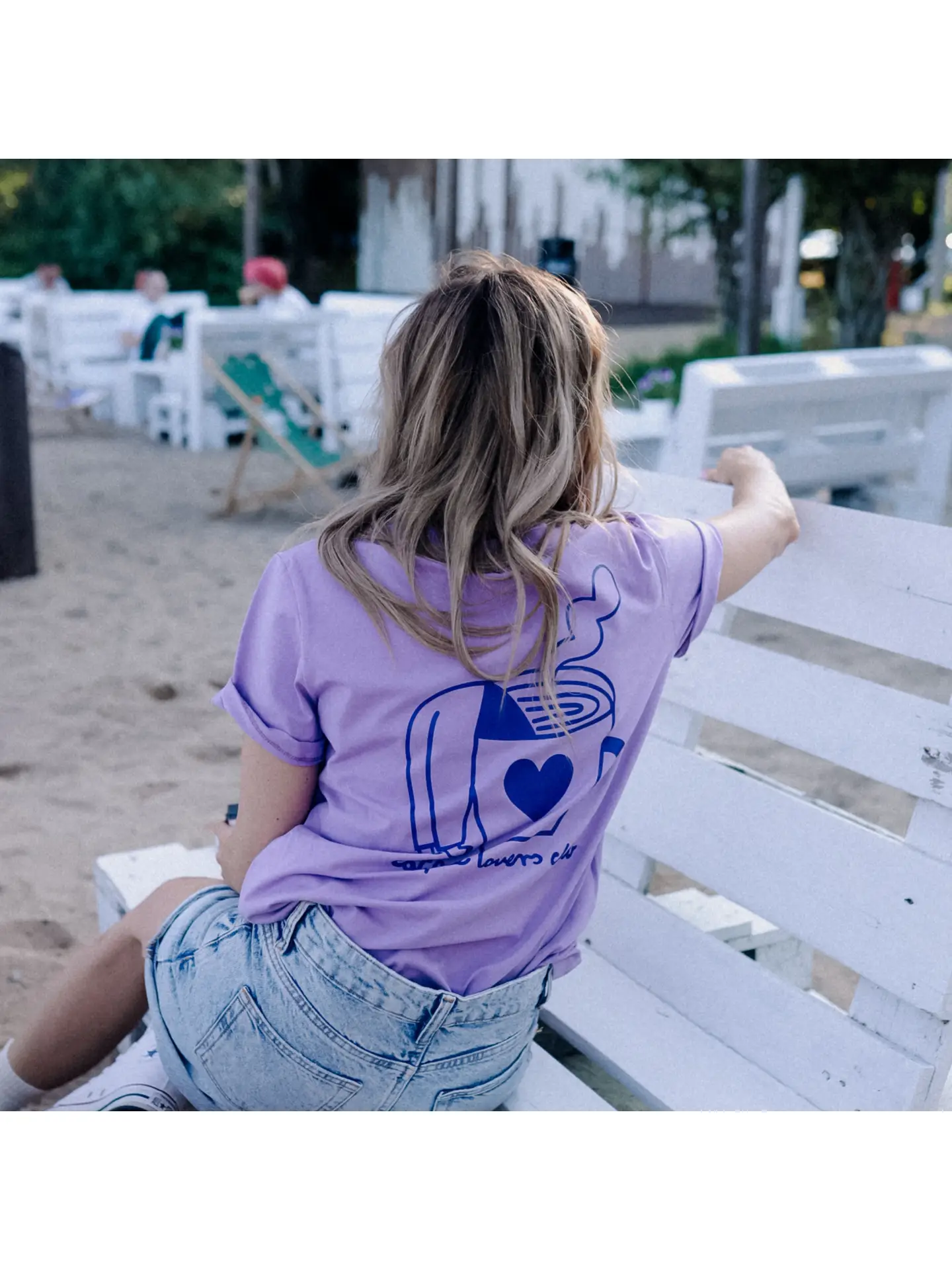 BIG COFFEE LOVER - T-Shirt in Lila von Don’t Grow Up