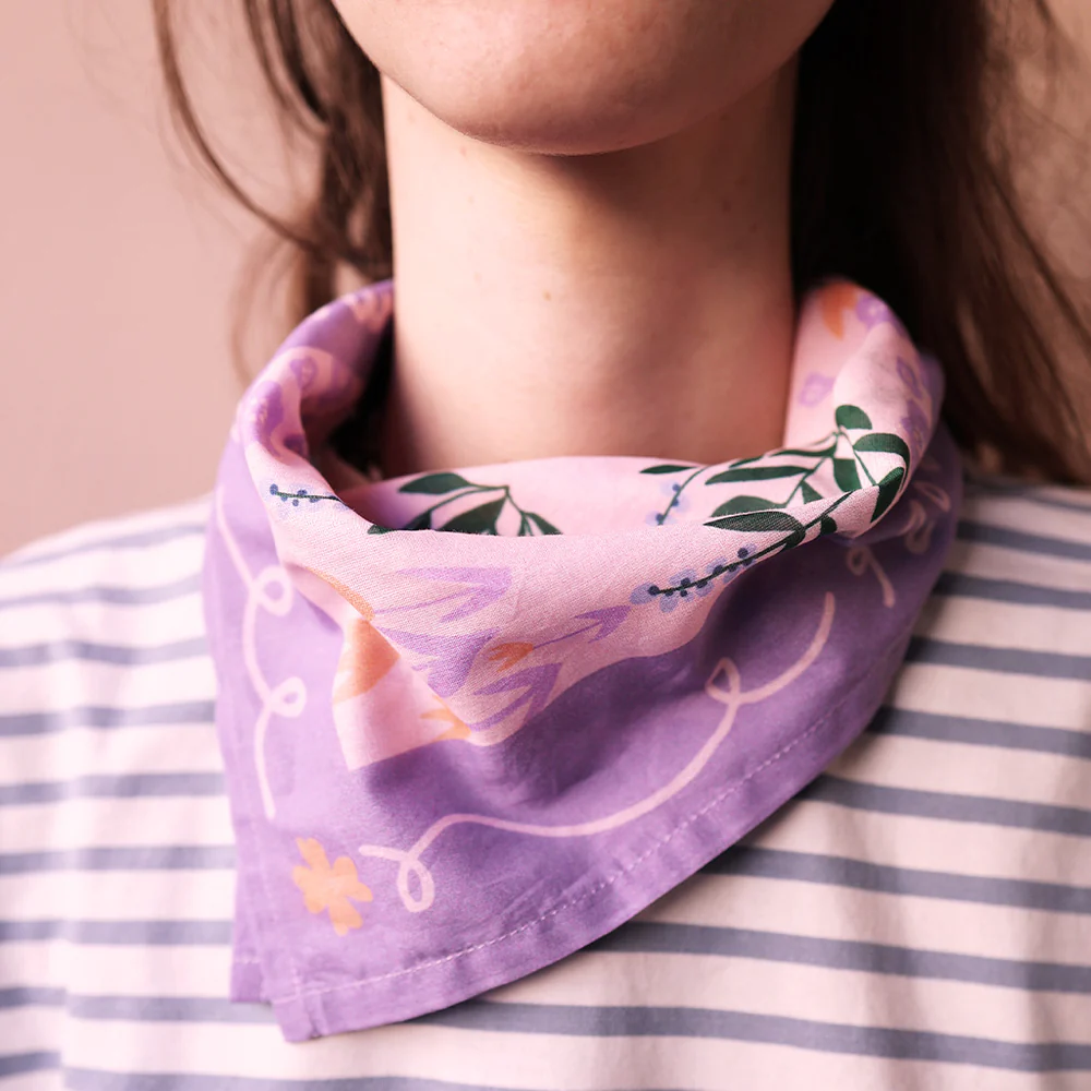 Kleines Foulard Flowers von Lili Pepper