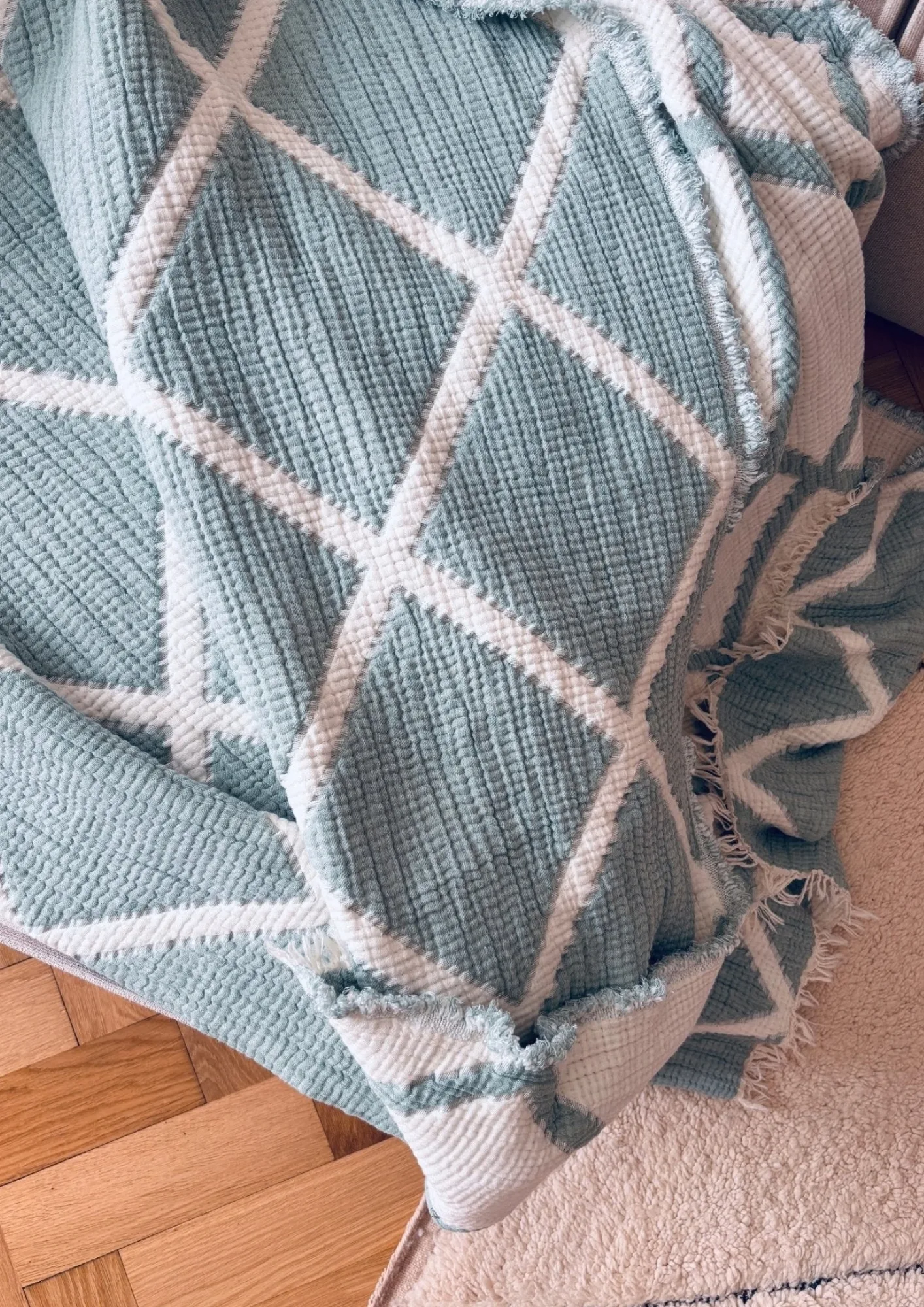 INDIA Muslin Blanket in Mint von LEY!