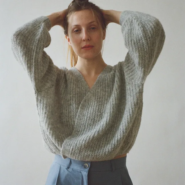 VEGA Wrap Cardigan in Light Grey von Jungle Folk