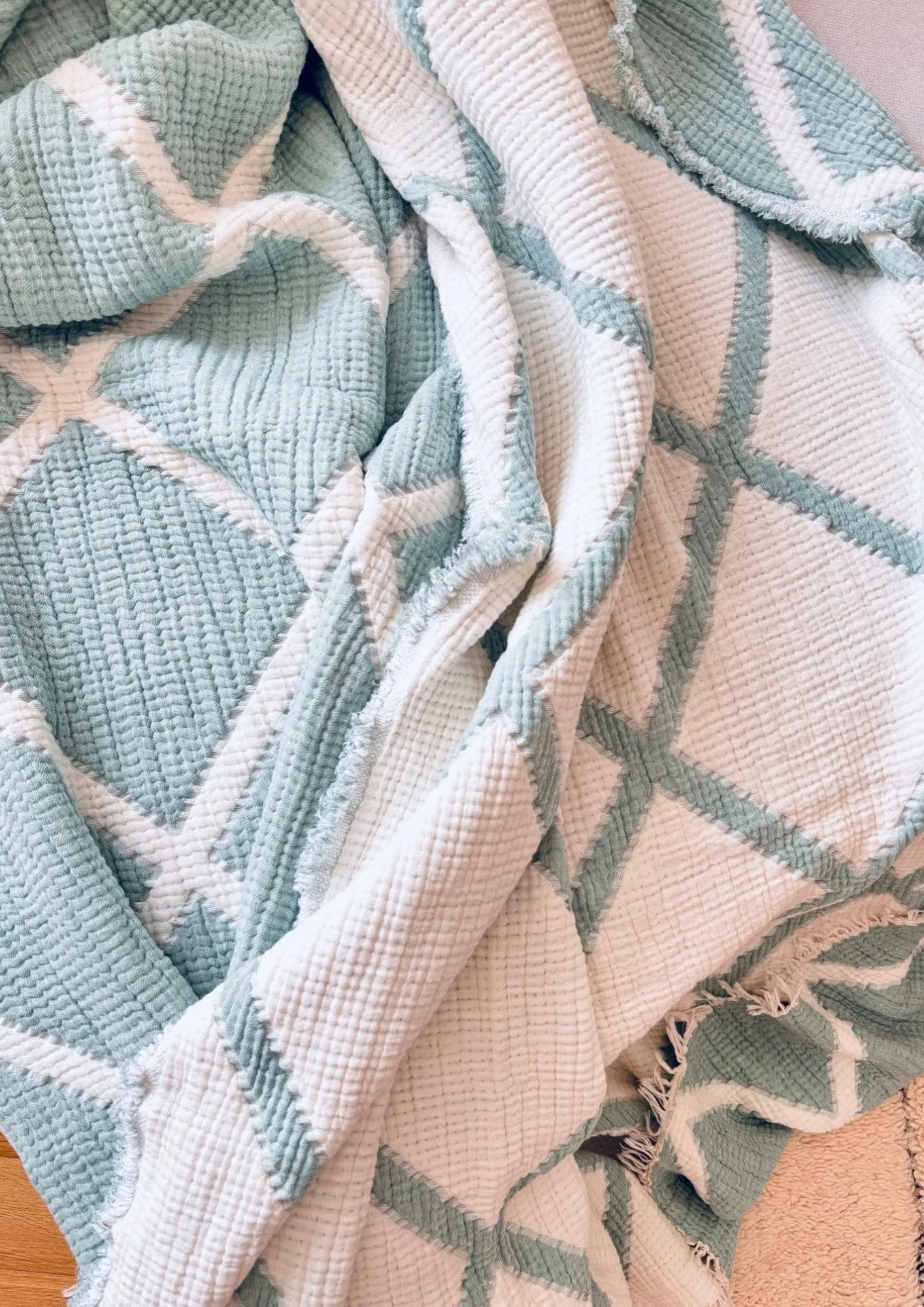 INDIA Muslin Blanket in Mint von LEY!