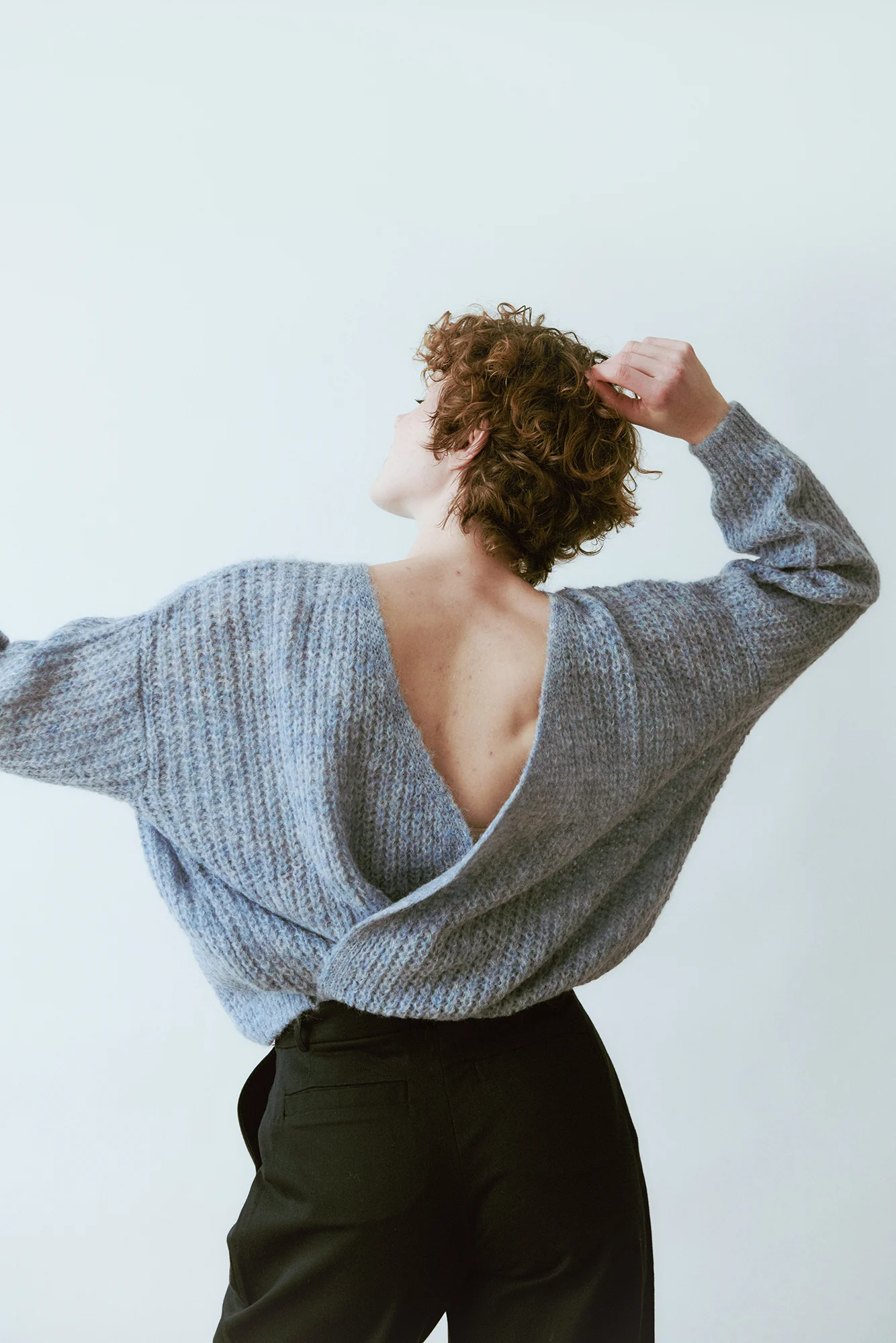 Cardigan cache-cœur VEGA en Cloudy Blue par Jungle Folk