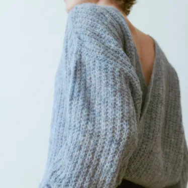 VEGA Wrap Cardigan in Cloudy Blue von Poudre Organic