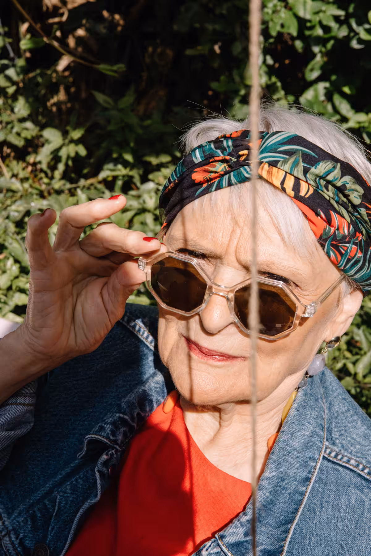 Lunettes de soleil pour adultes par YEYE en diverses couleurs – Image 2